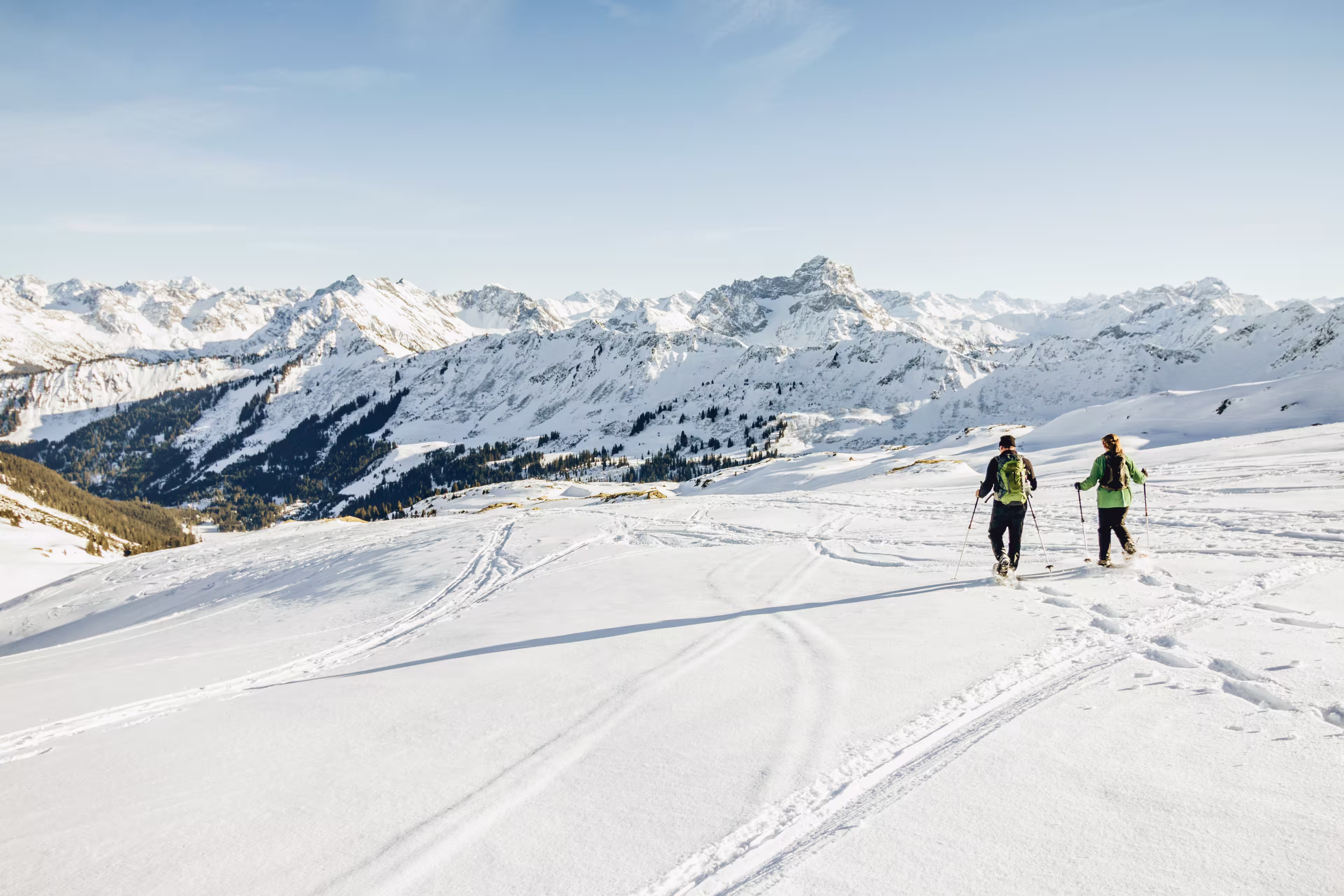 Winterzauber im Allgäu: Schneeschuhwandern & Hüttenromantik