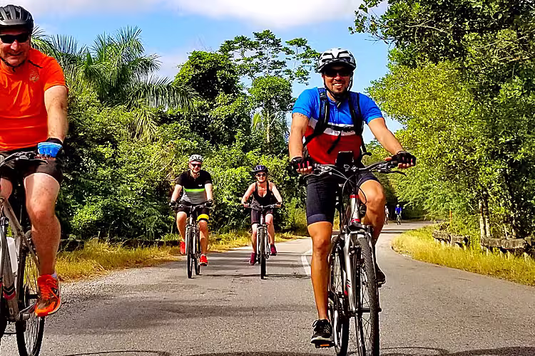 Cycle Cuba: West - 1