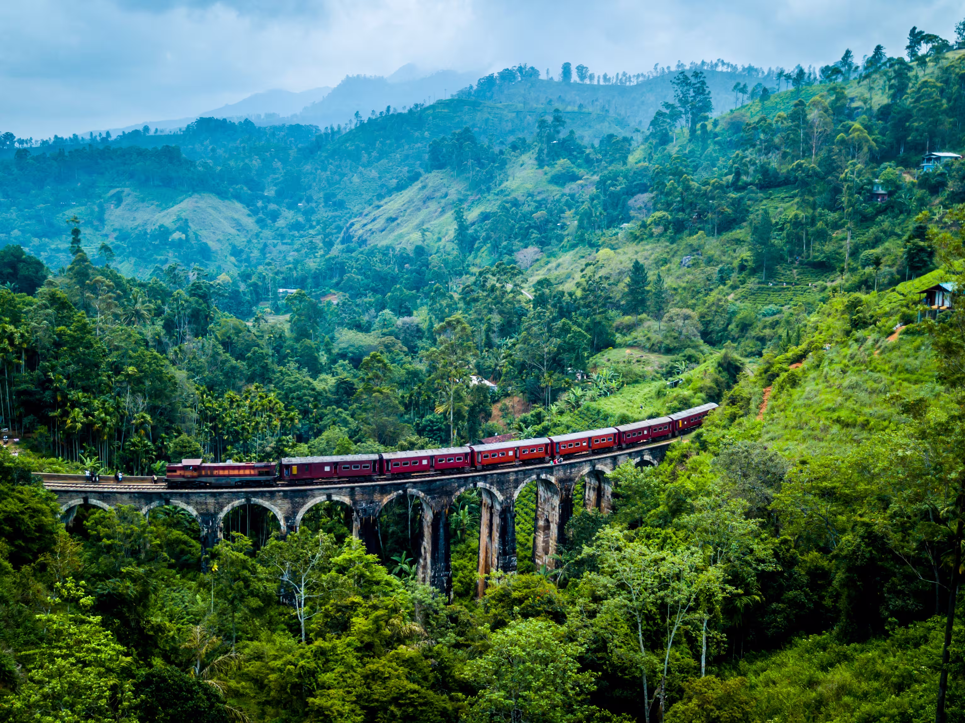 Nine Arches Bridge from above, Sri Lanka