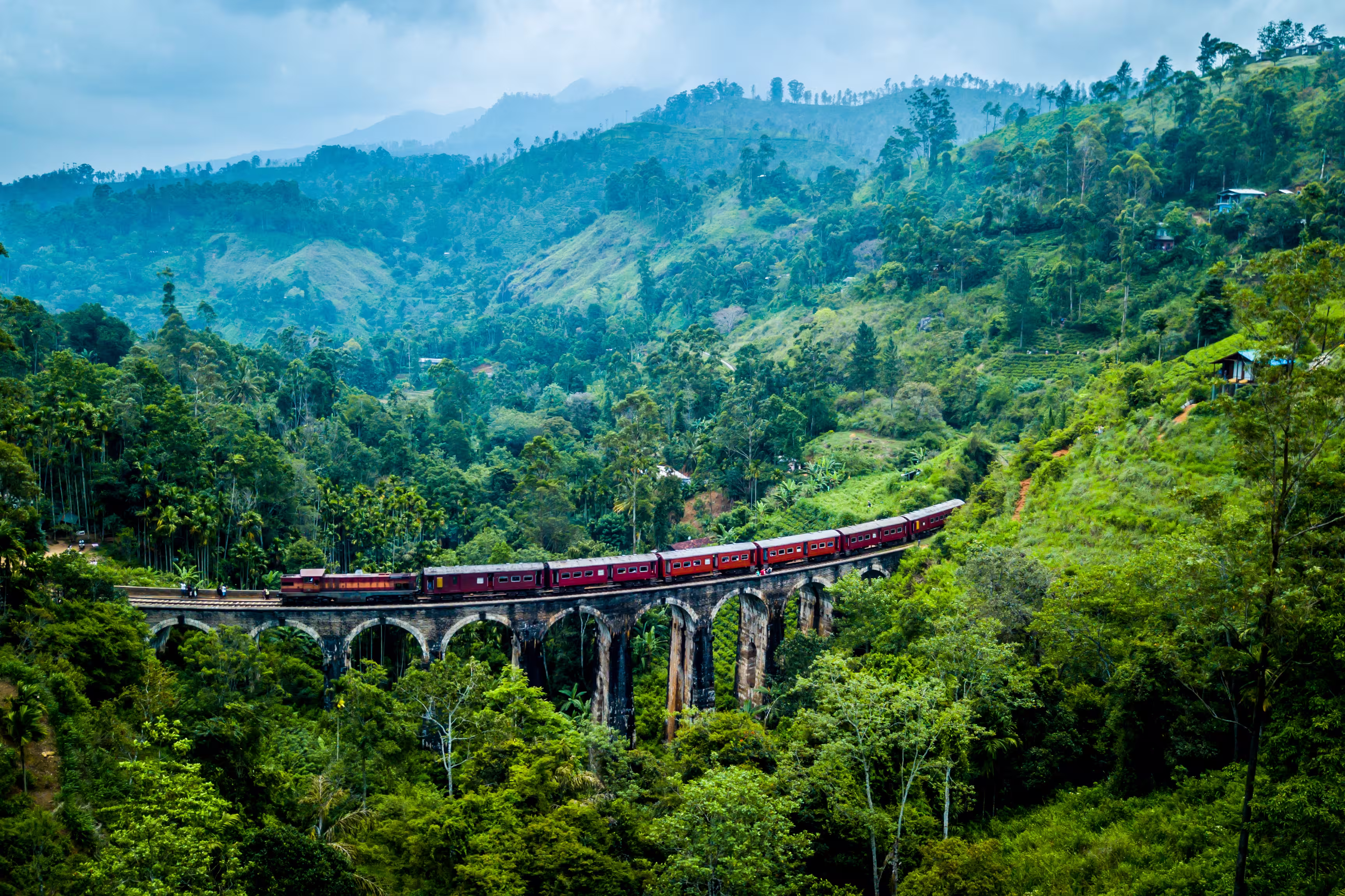 Nine Arches Bridge from above, Sri Lanka