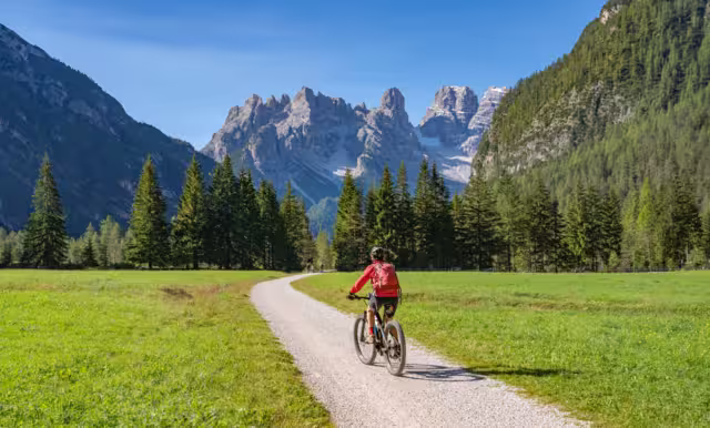 Radfahrer in den Dolomiten