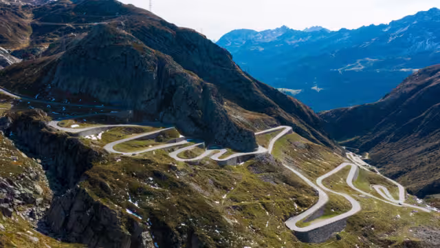 Serpentinen des Gotthardpasses