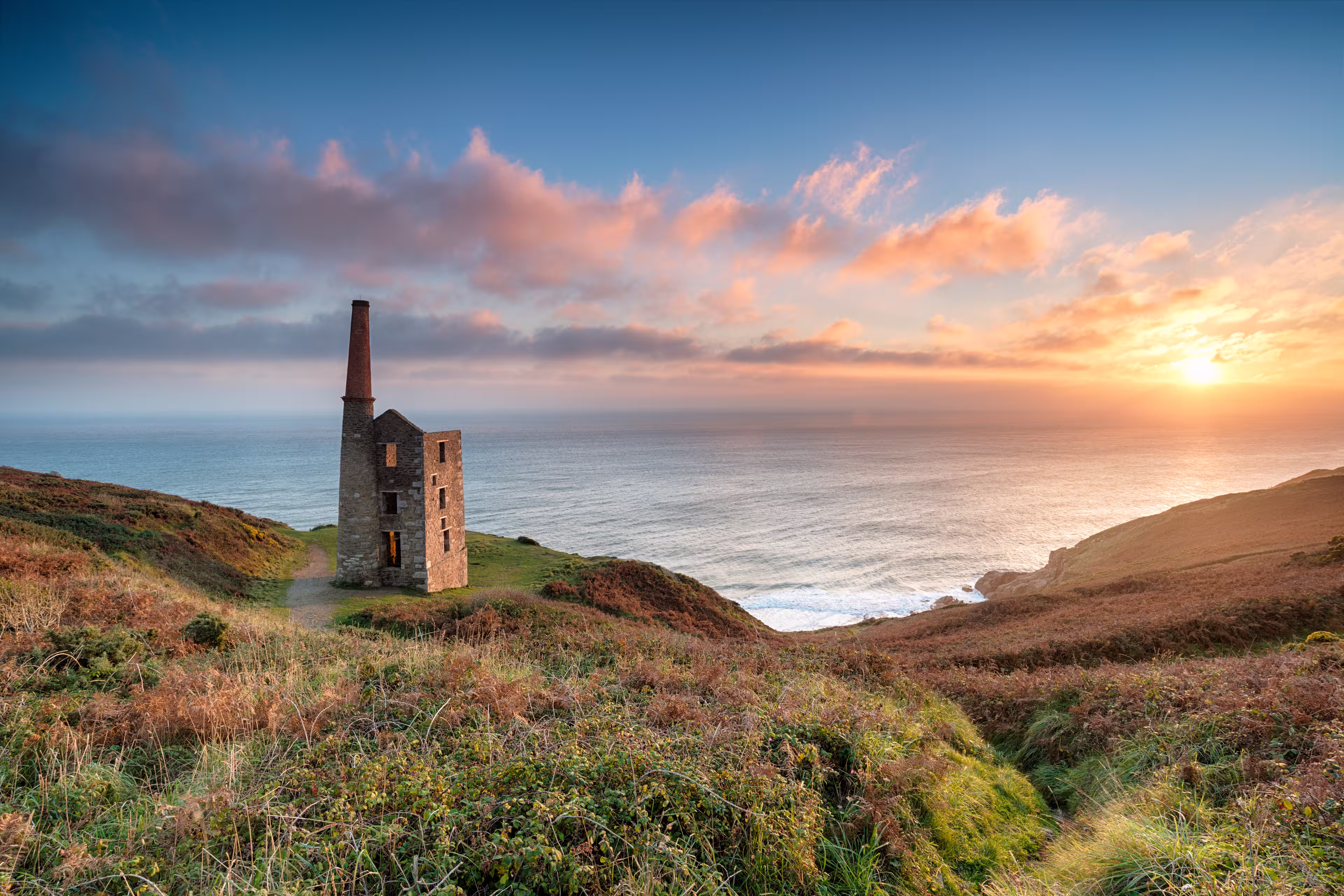 Sonnenuntergang am South West Coastal Path