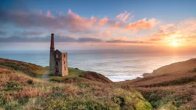 Sonnenuntergang am South West Coastal Path