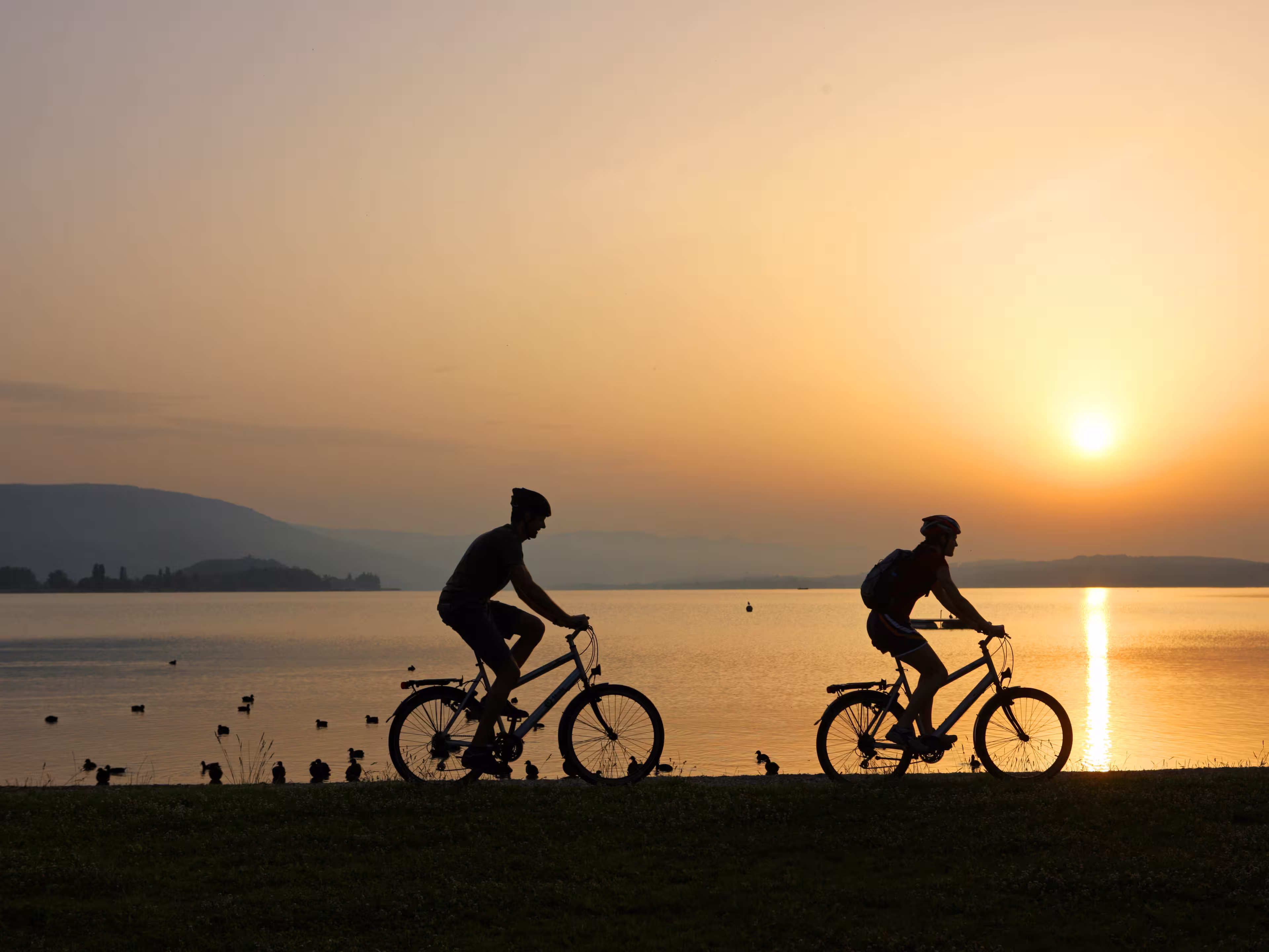MIttelland-Route bei Sonnenuntergang