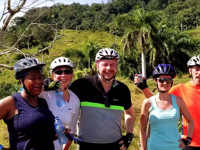 Cycle Cuba: East - 1