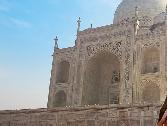 india agra taj mahal pax standing outside