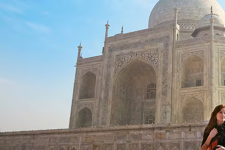 india agra taj mahal pax standing outside