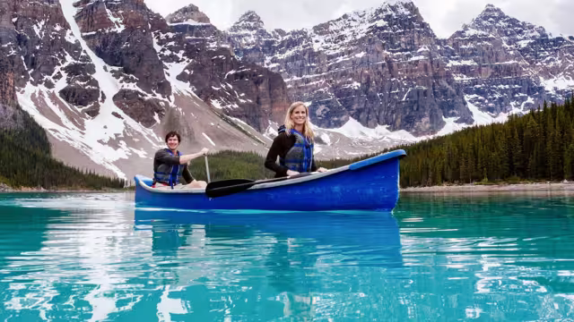 Real Canada 18 to 29s style with Intrepid Travel