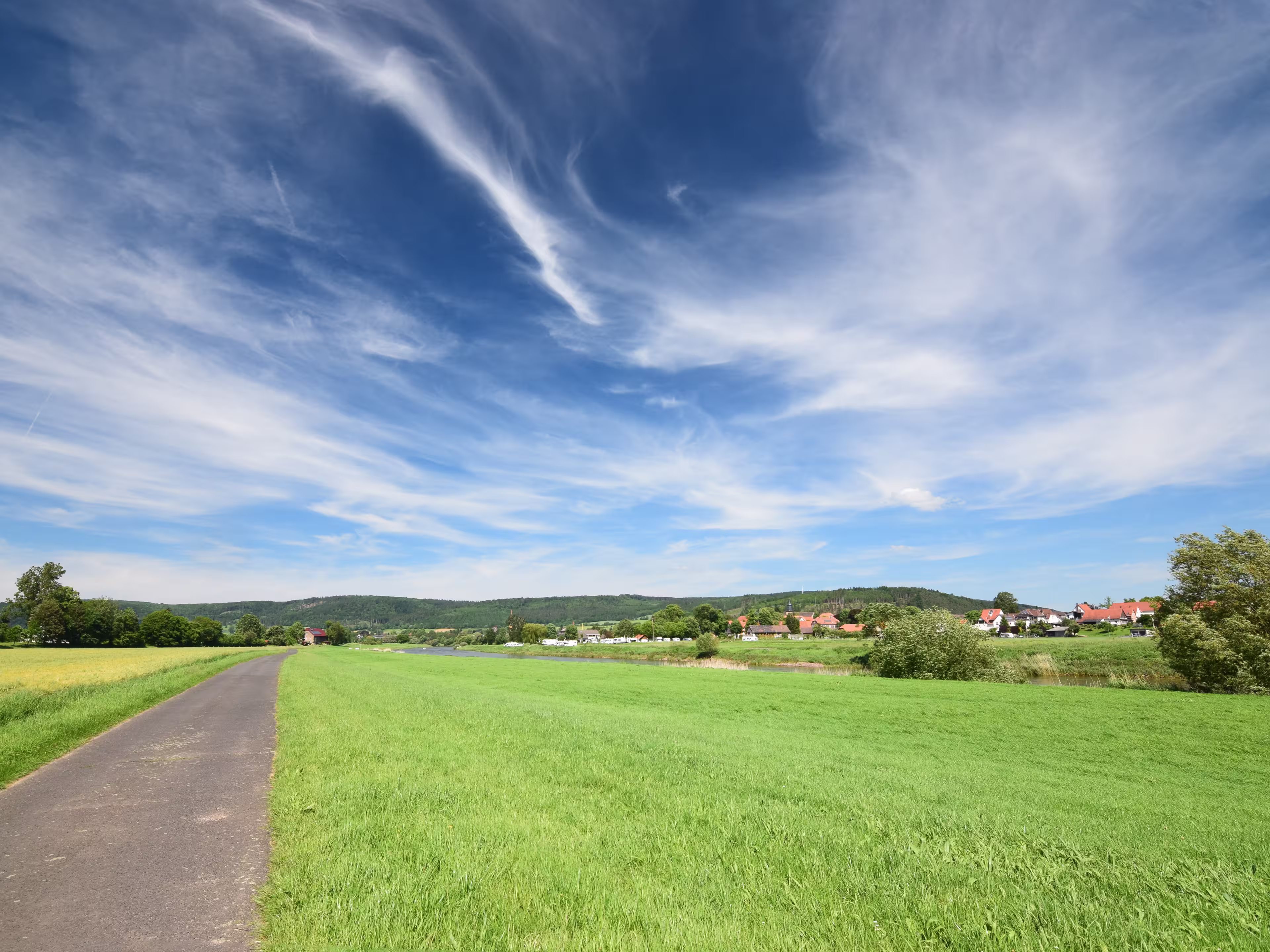 Radweg an der Weser