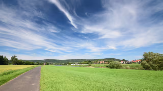 Radweg an der Weser