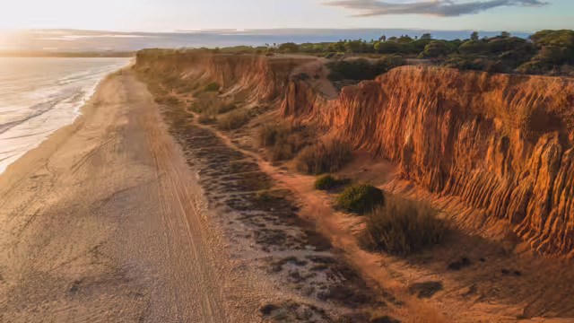 Luftbils Praia Falesia, Algarve