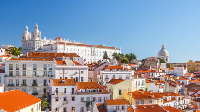 Lissabon mit Convento do Carmo