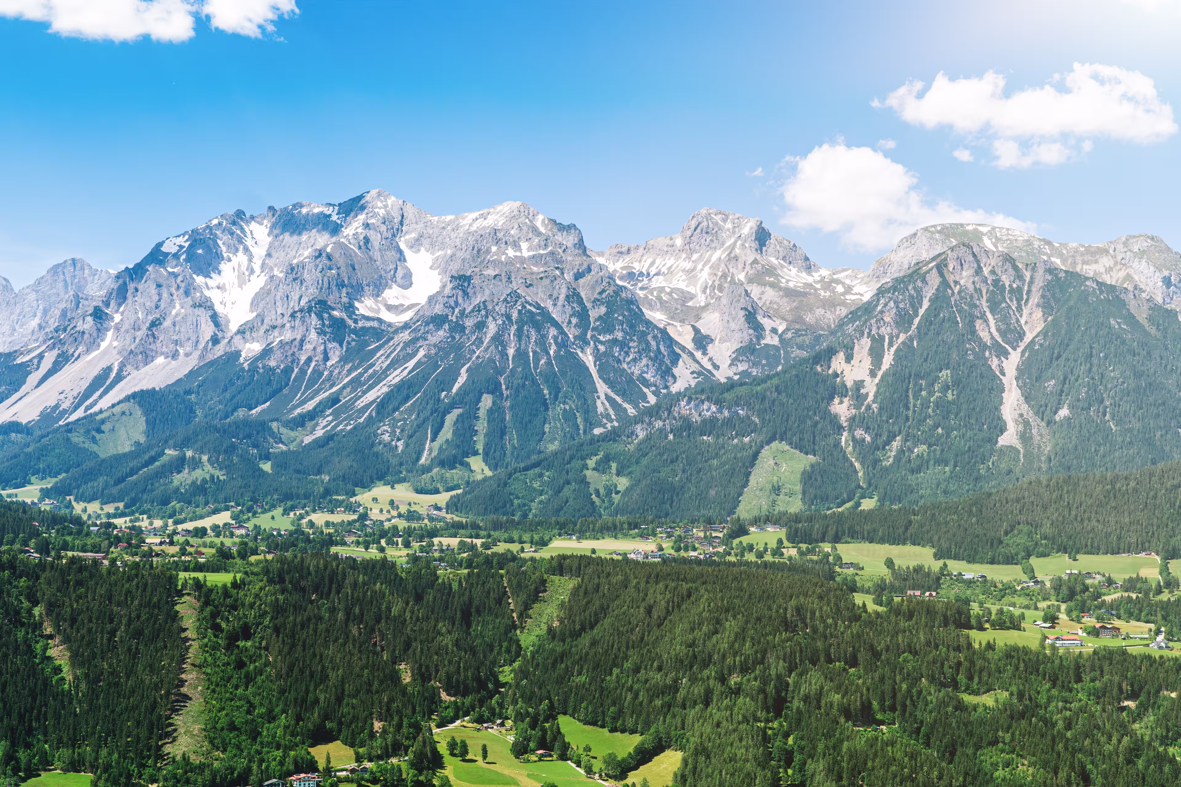 Blick auf Ramsau und Dachstein