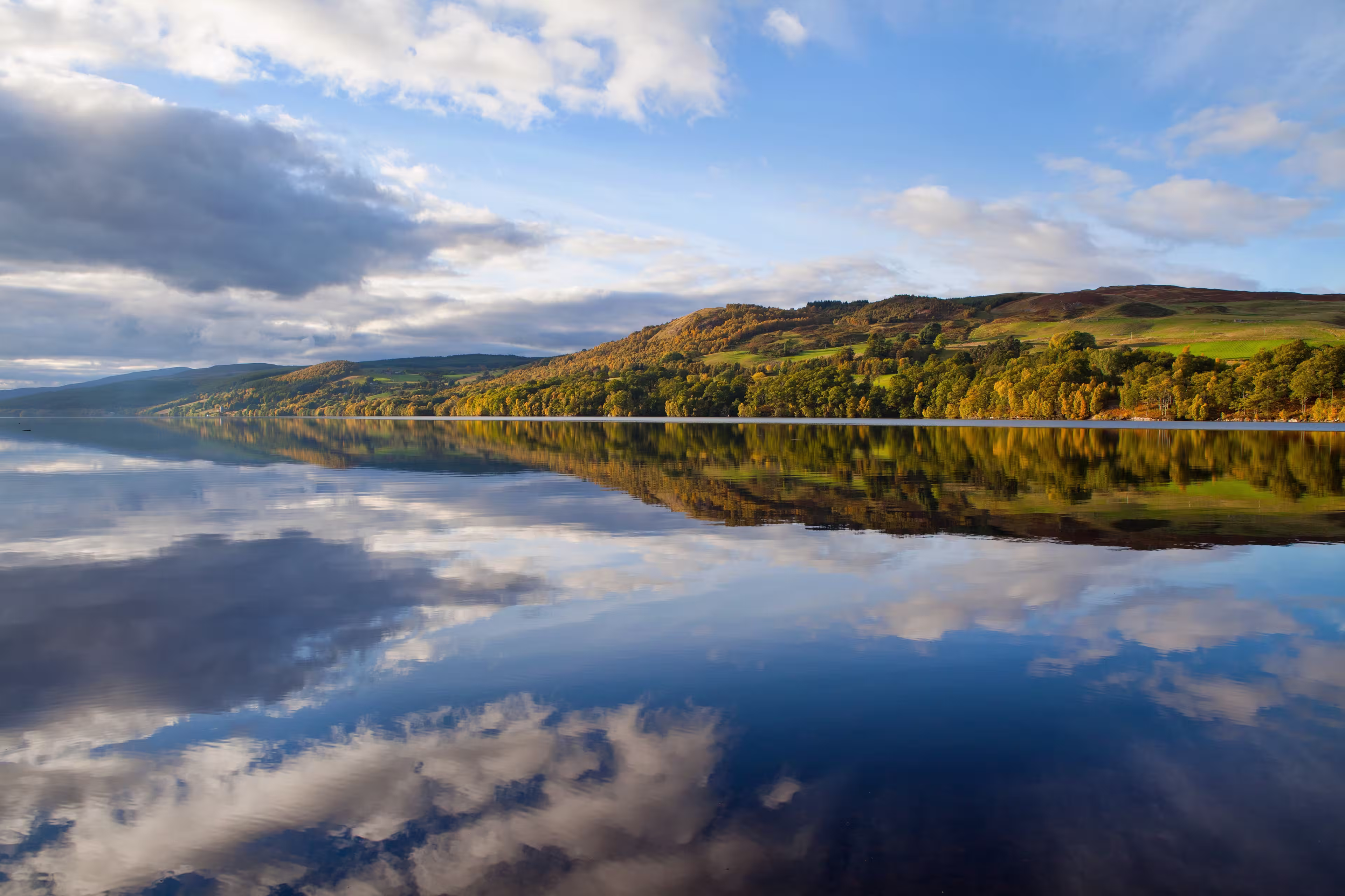 Blick auf Loch Tay, Schottland