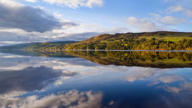 Blick auf Loch Tay, Schottland