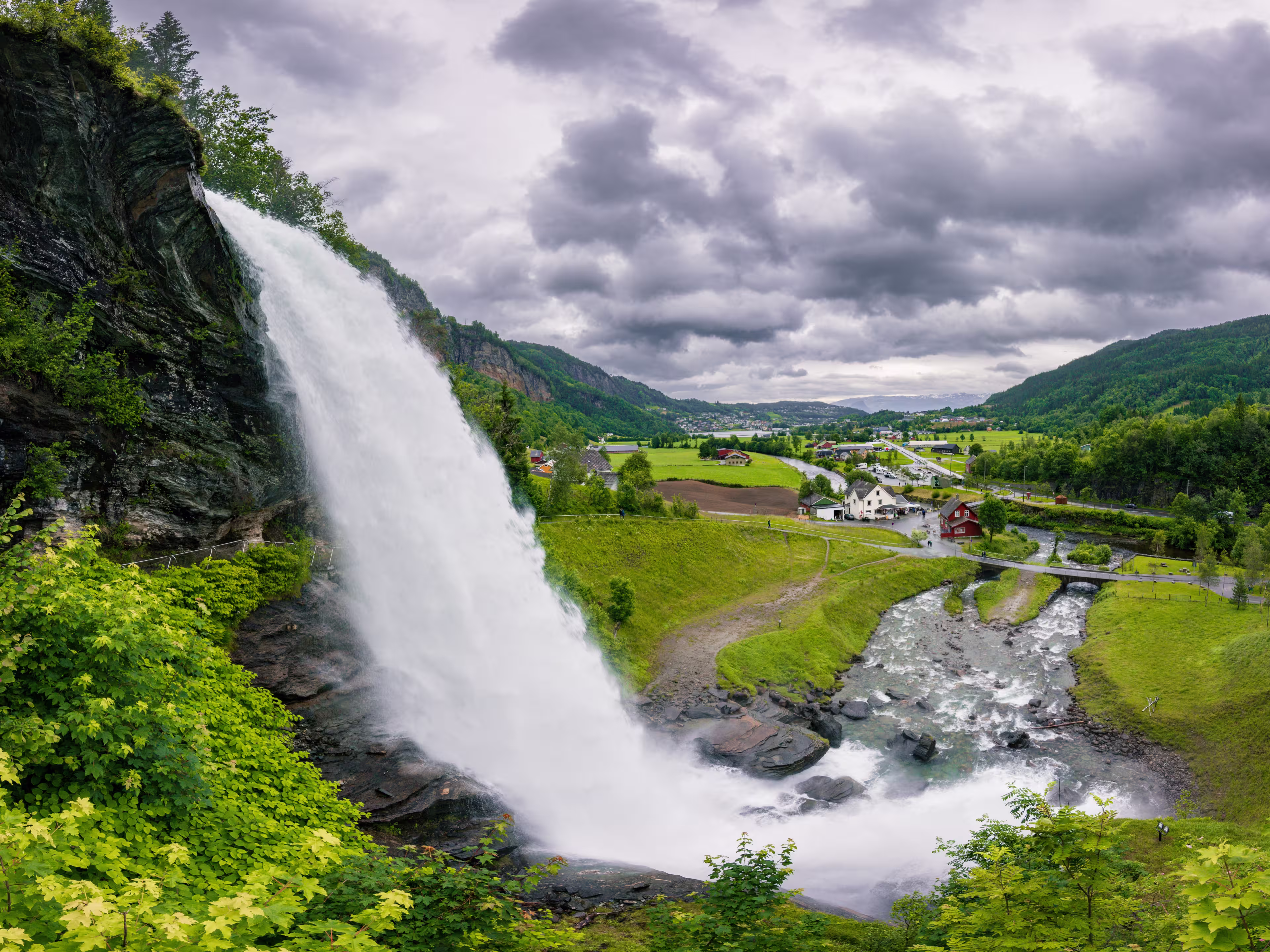 Breathtaking Steinsdalsfossen waterfall near Norheimsund (Norway)