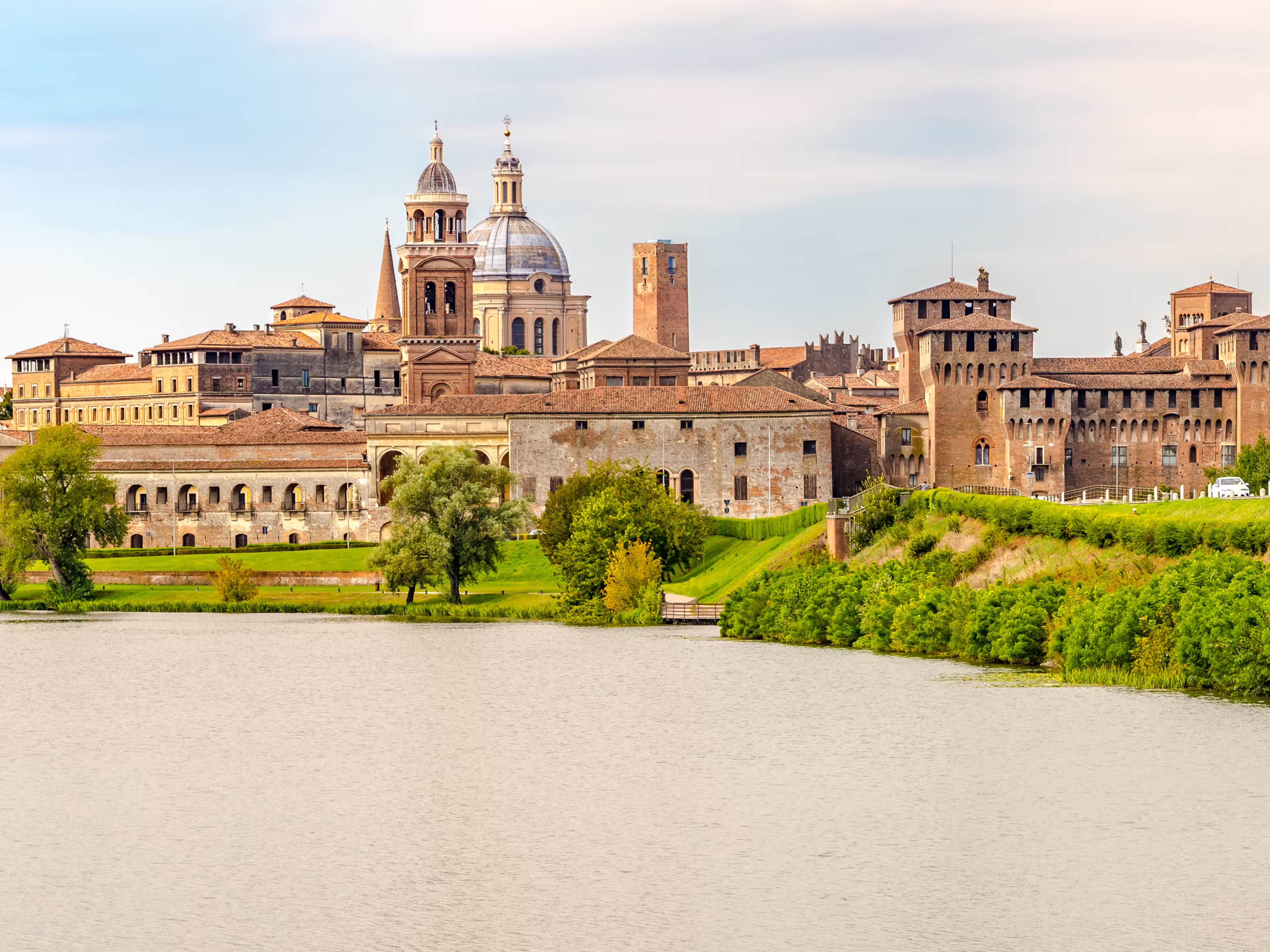 Blick auf die Stadt Mantua