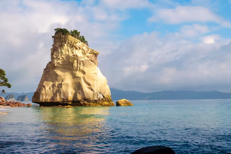 Coromandel Cathedral Cove, North Island, New Zealand