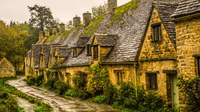 Beautiful English countryside in Cotsworlds