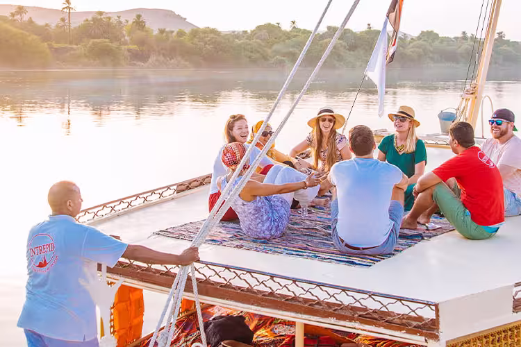 XEPN - Group cruising down the Nile river on a Felucca