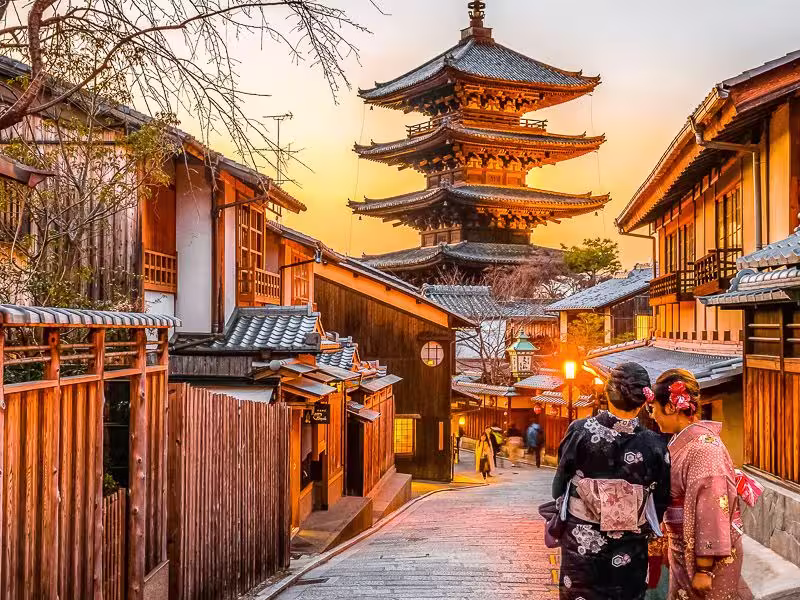 Geishas in der Altstadt von Kyoto