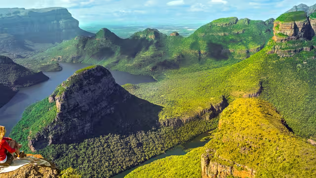 Paar beim Ausblick auf den Blyde River Canyon