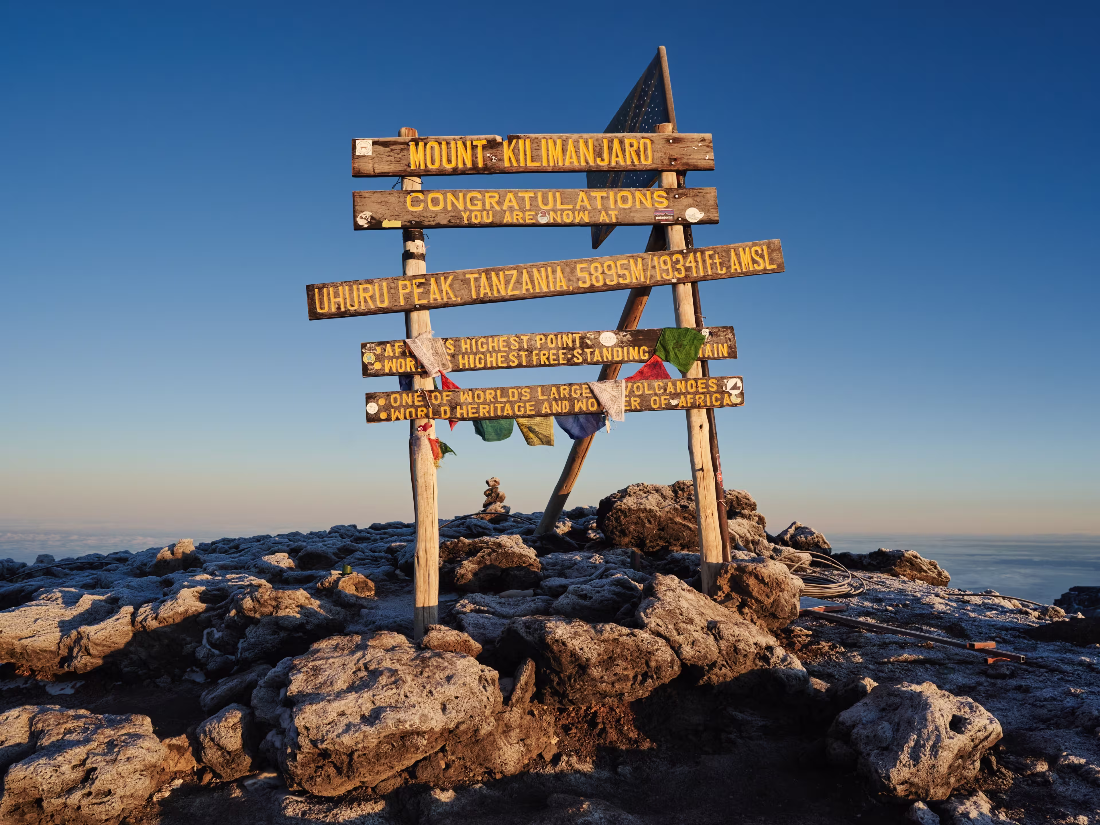 Uhuru Peak 5895 m, Kilimanjaro, Top of Africa, Tanzania