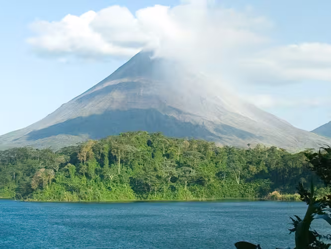 QBPR - View of the Arenal Volcano, Costa Rica