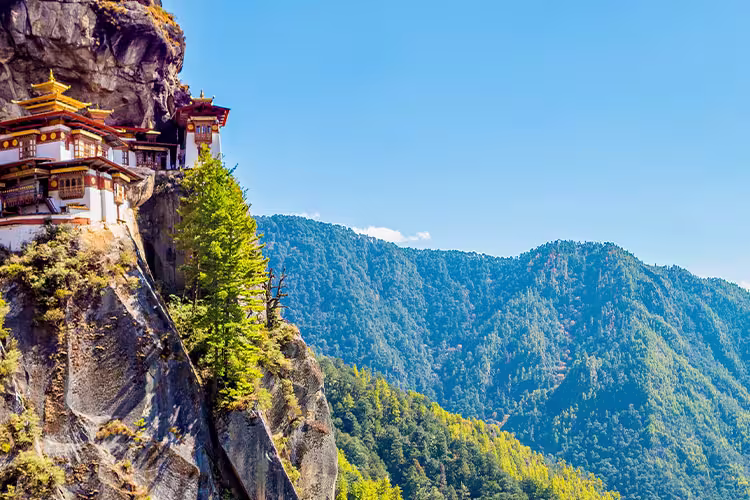 A panoramic view of the Tiger's Nest monastery, Paro, Bhutan