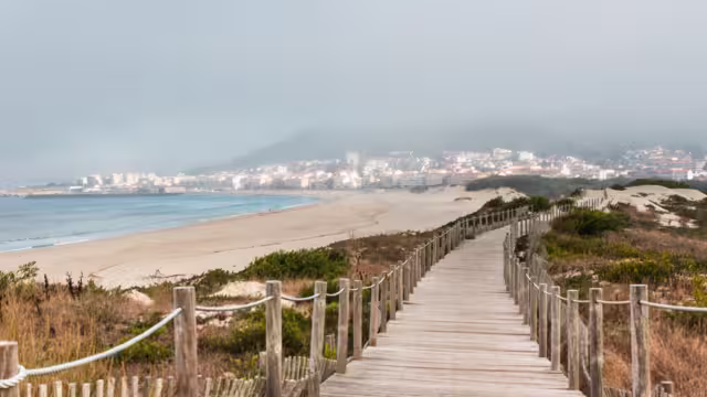 Strand in der Nähe von Vila de Âncora, Nordportugal