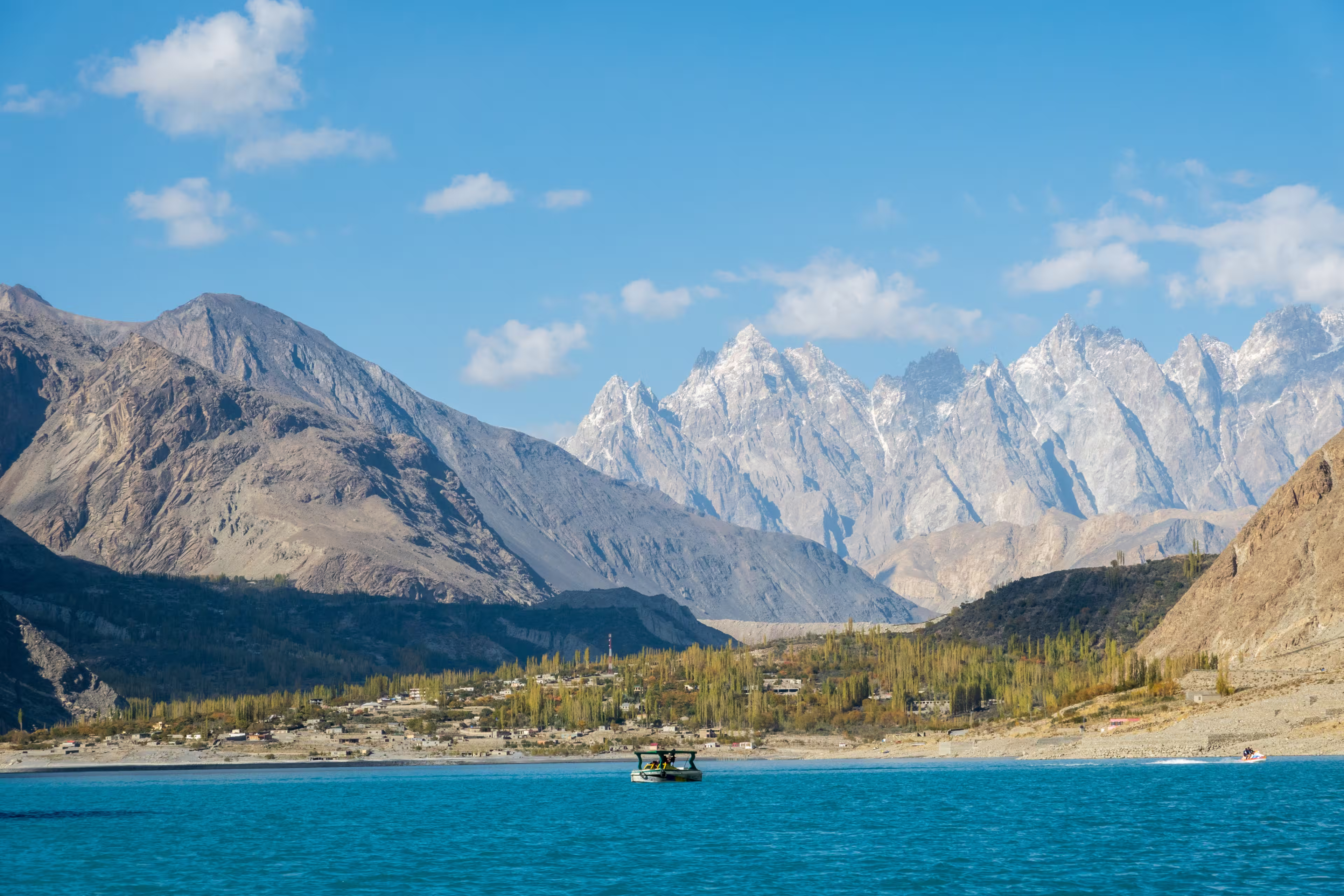 Atabad See