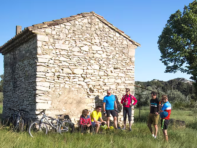 Italy-tuscany-cycle-field