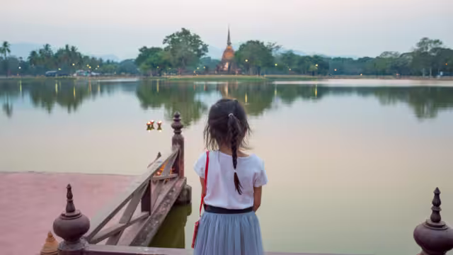 Exploring Sukhothai historical park