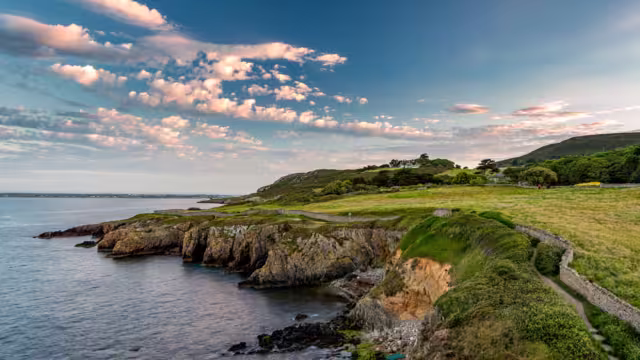 Howth head cliff walk , Dublin, Ireland