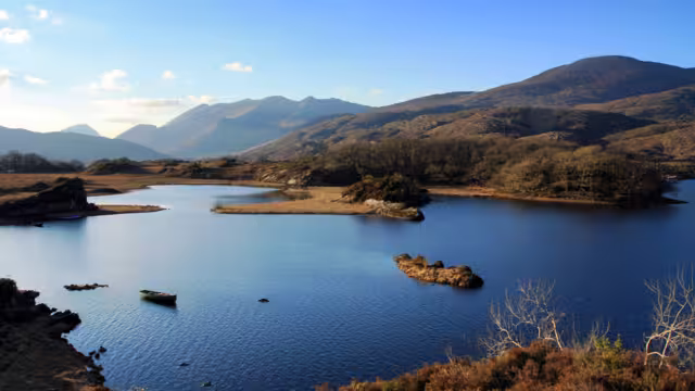 Killarney lakeside scene