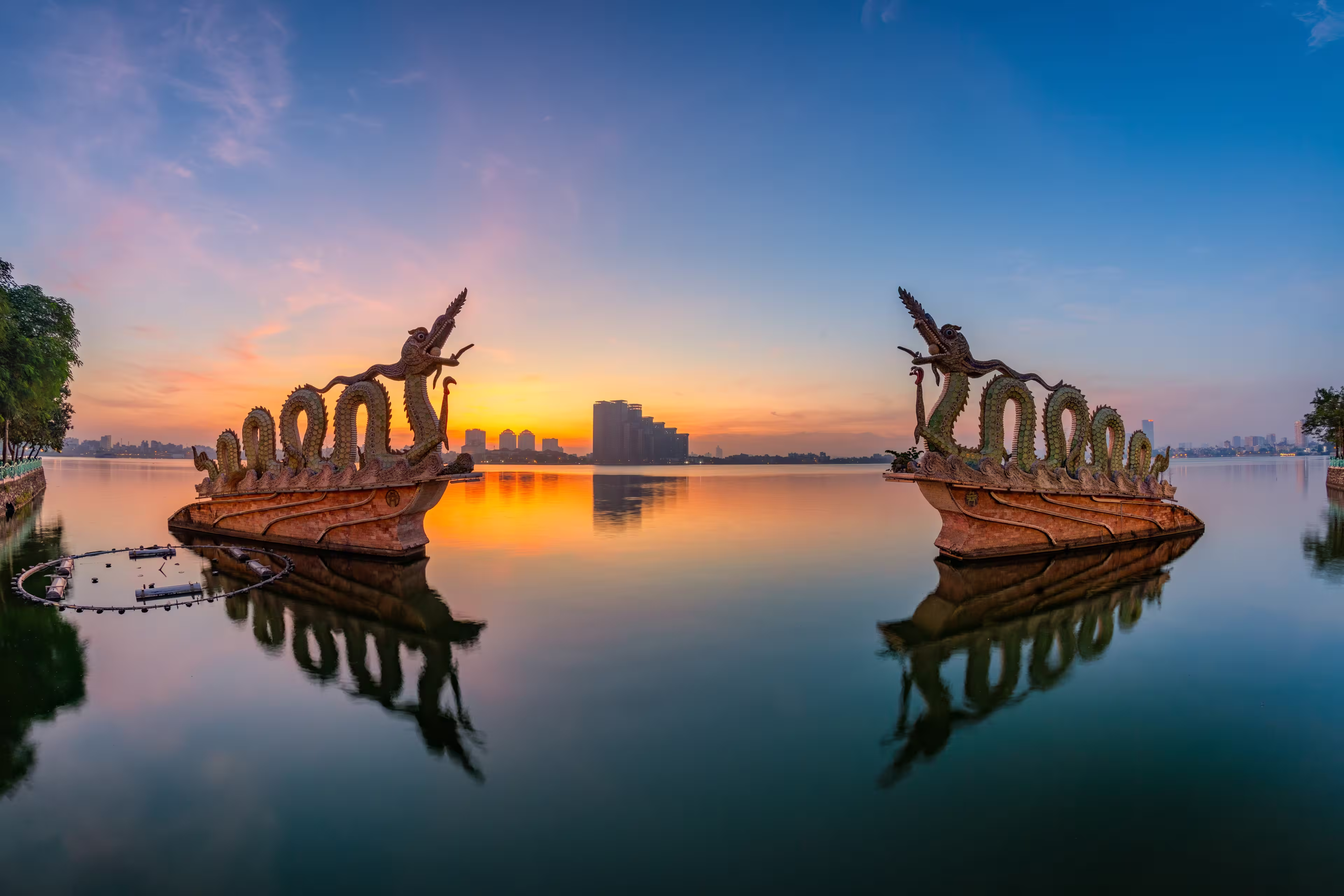 West Lake Dragons statue in Hanoi. The dragons which set the Vietnam Guinness record as the country’s biggest at the 1,000th anniversary of Thang Long-Hanoi